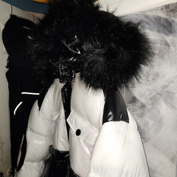 Rare Stylish Black and White Puffer Jacket with Removabe Hood & Fur Trim Mens 3x - Picture 15 of 16